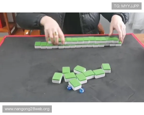 二八杠大小顺序图片详解及玩法技巧全面解析让你轻松掌握二八杠游戏的大小顺序规则